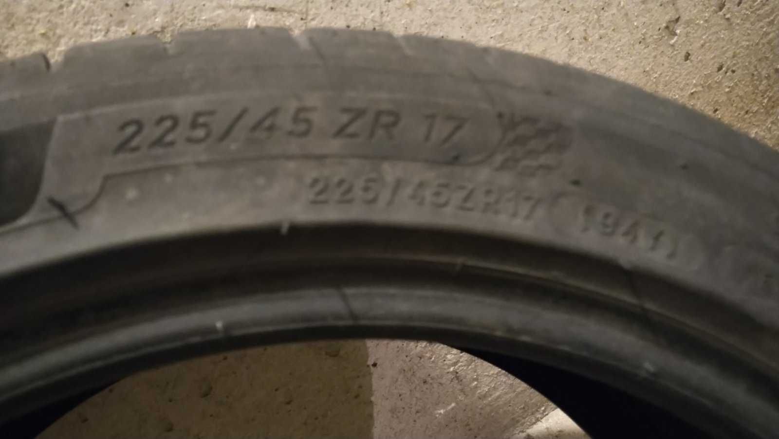 Продавам летни гуми Michelin  17" 225/45/17
