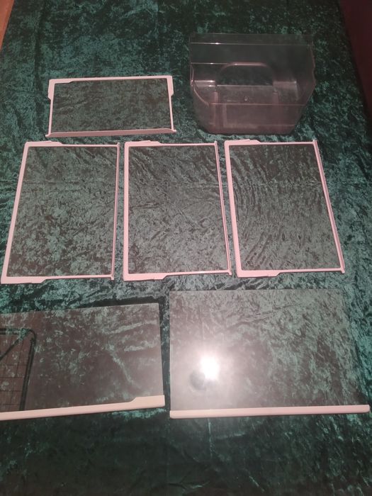 Стеклянные полки для холодильника