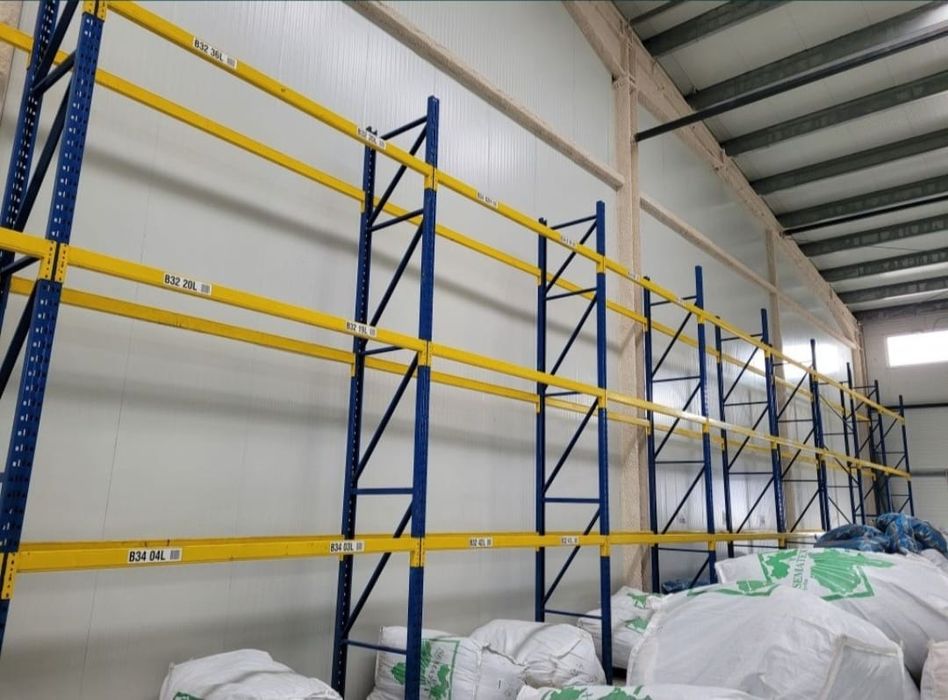 Rafturi metalice industriale