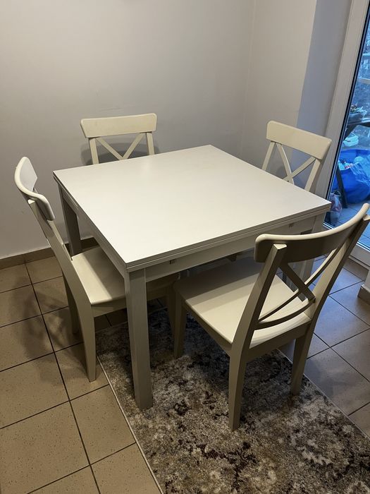 Set masa de 4-6-8 persoane+ 4 scaune
