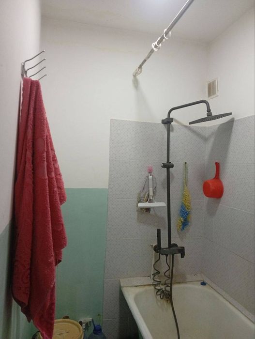 Продаю 1ком.3этаж.Согдиана Дск базар