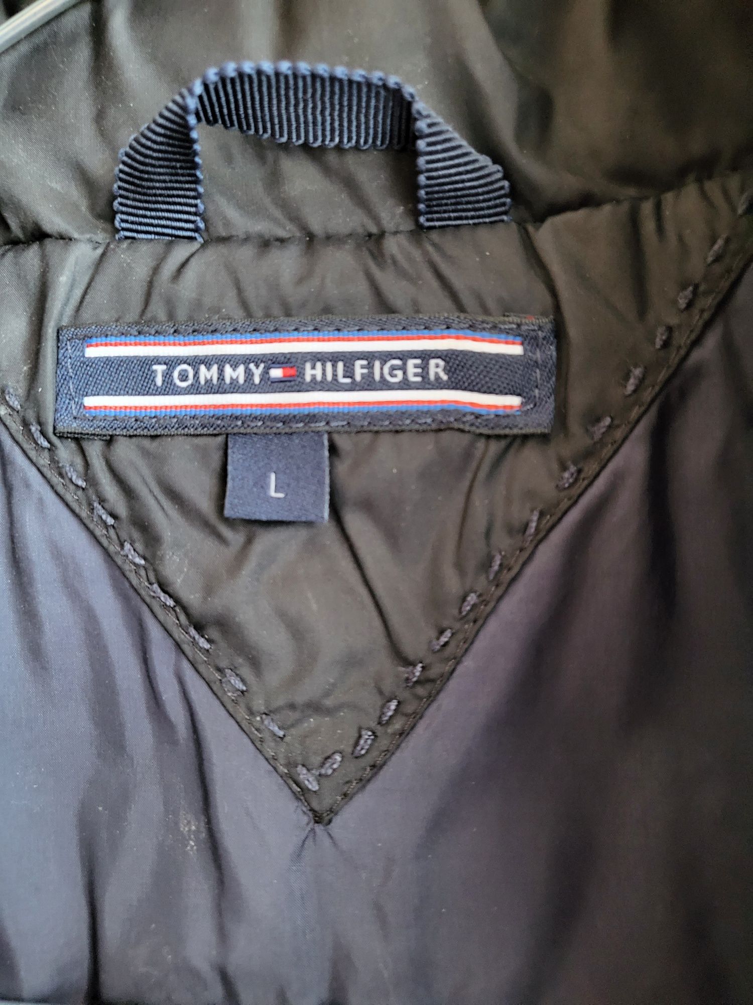 Яке на марката Tommy hilfiger