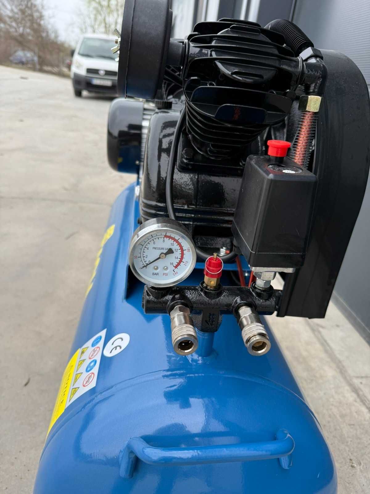 Компресор за въздух 100L3НР 2.2 кв 8 бара - 360 л/м + сет за боядиване