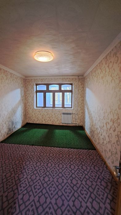 Чирчик шахар
3-микрораён   
#2-хона 2-этаж
Квартира ижарага берилад