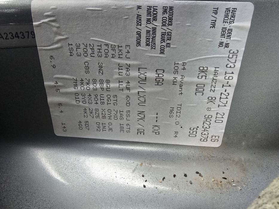 Bara fata cu senzori audi a4 b8 2.7 tdi ly7g