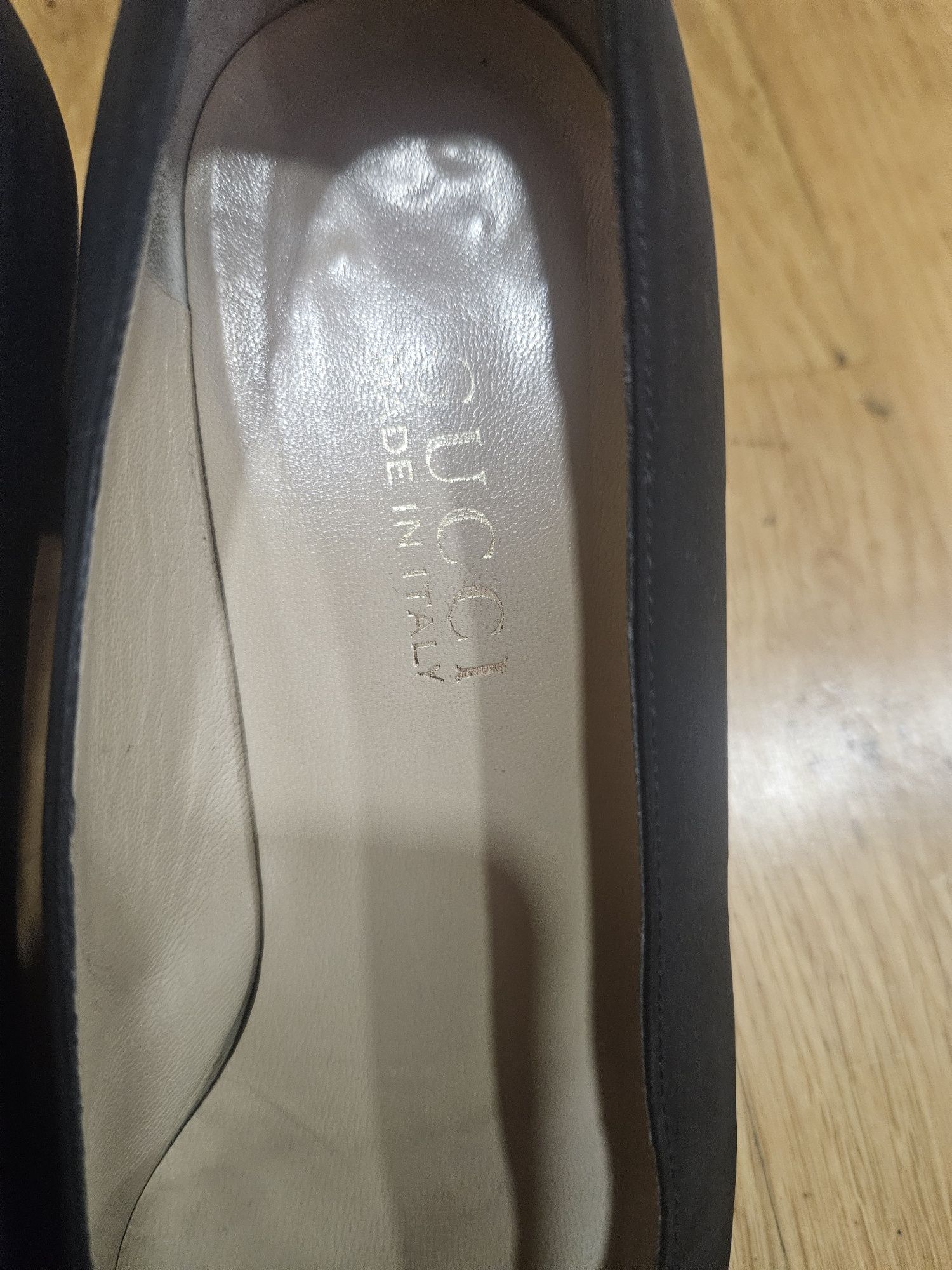 Pantofi Gucci autentici
