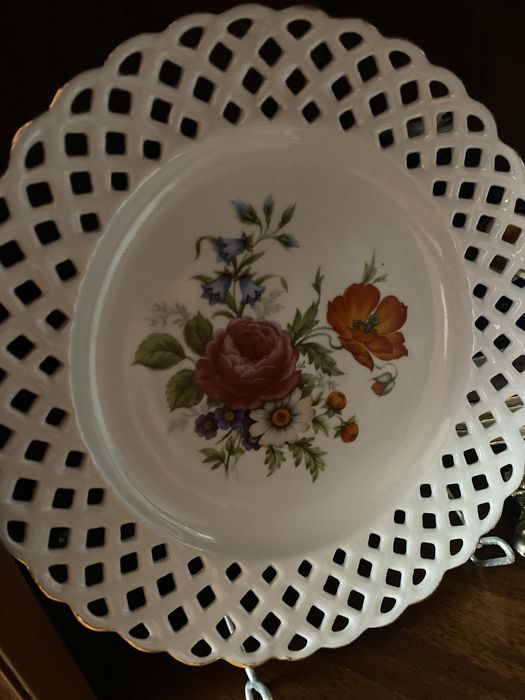 Farfuri,Boluri ,si alte portelanuri de colectie