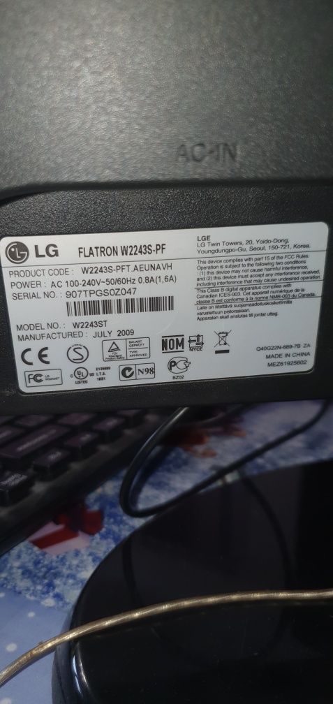 Монитор LG 22 inch много запазен