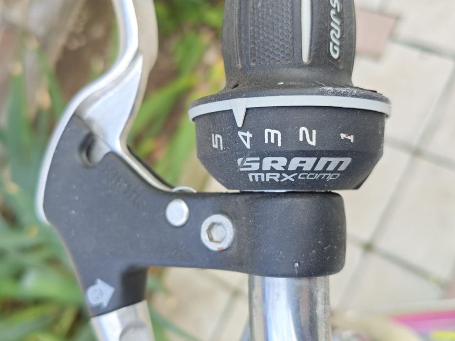 Bicicleta de vânzare