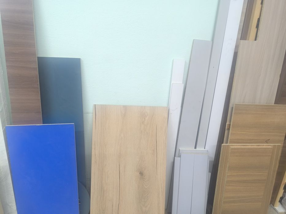 Продам куски ЛДСП