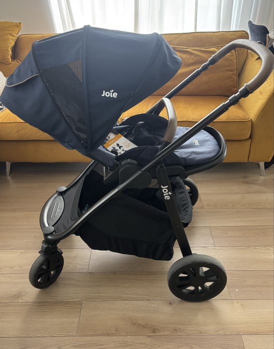 Carucior 3 in 1  Joie Versatrax