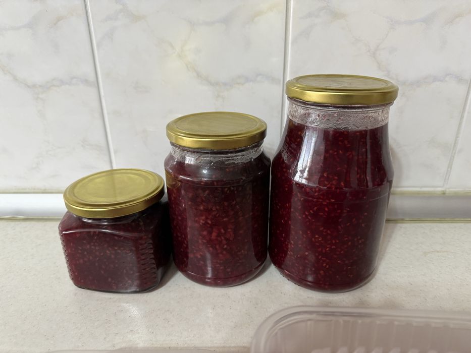 Малиновое варенье (вареное и  не вареное )3000 тенге за литр ,Каскелен