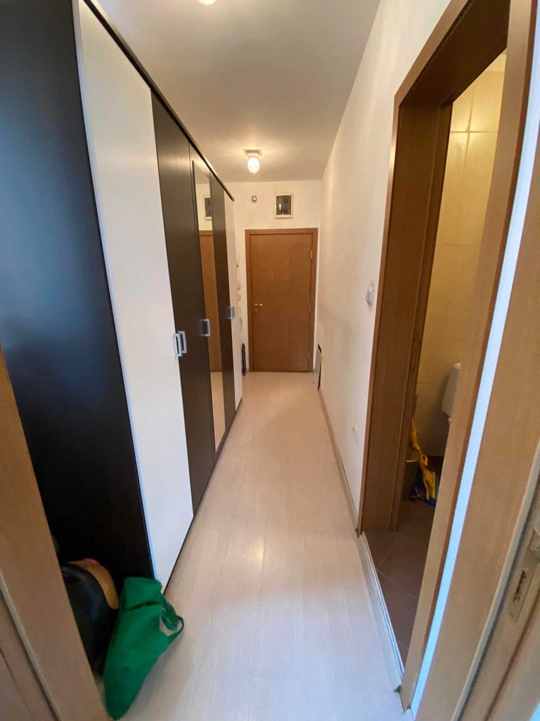 Дава се под наем Двустаен апартамент в София, Яворов - 58 кв.м за 458.49 € - Снимка #2