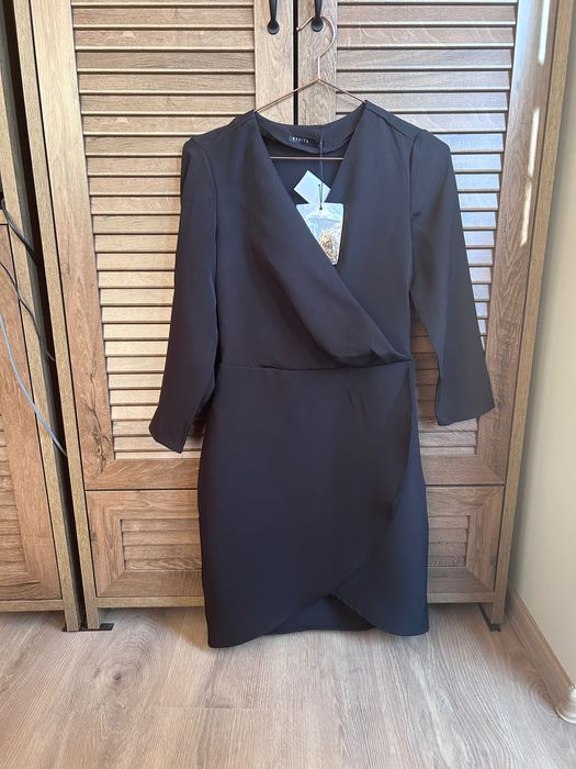 Нова черна рокля Мохито Mohito