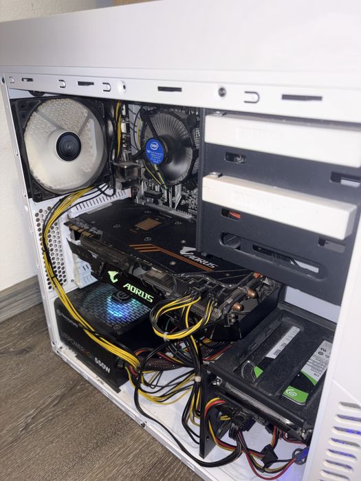 Pc Gaming i5-7400, GTX 1070 8GB, 16GB RAM DDR4, SSD+HDD- Ready to play