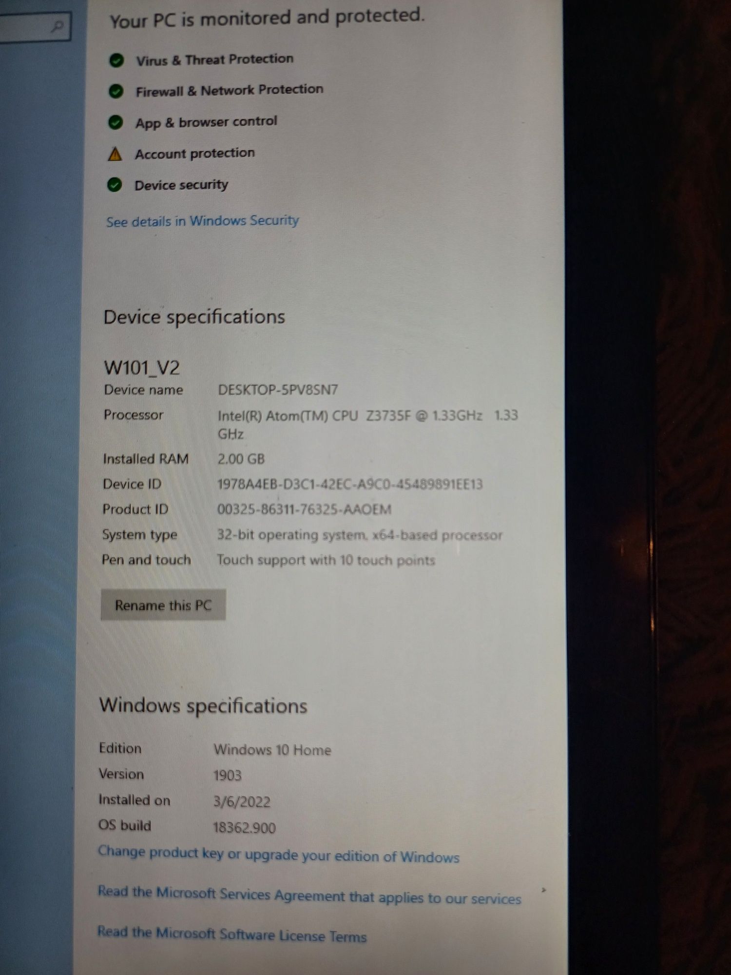Vând tableta cu tastatura incorporata