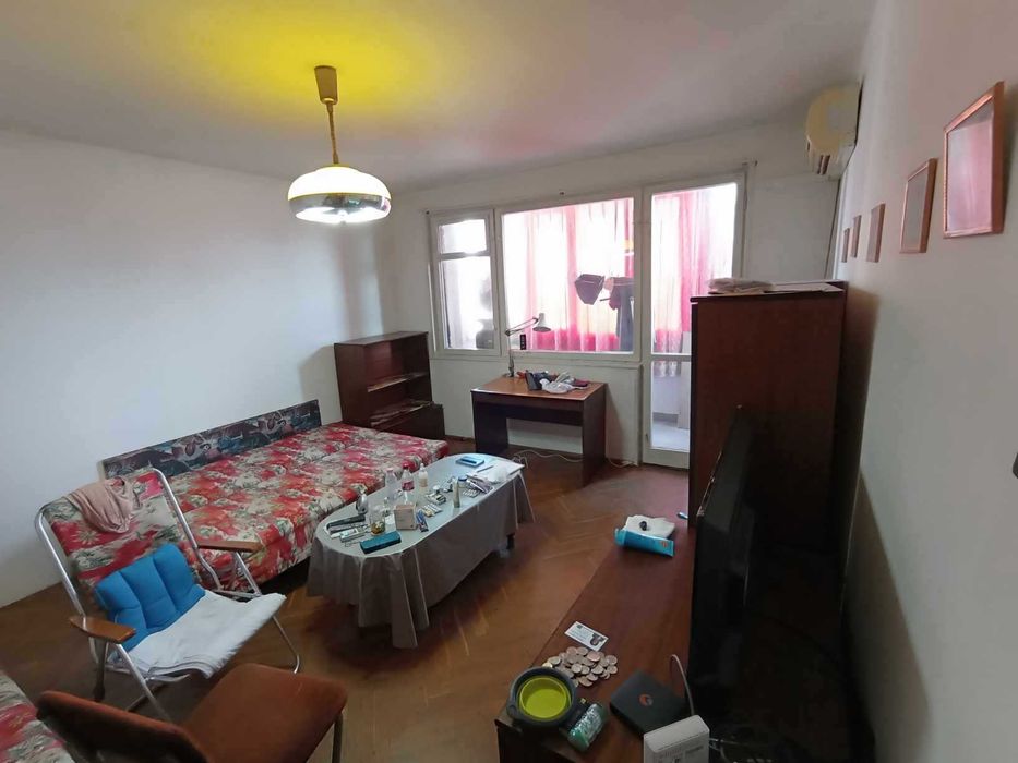 Дава се под наем Двустаен апартамент в Бургас, Лазур - 60 кв.м за 255 € - Снимка #2