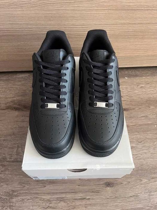 Nike Air Force 1 Low '07 Black EU39