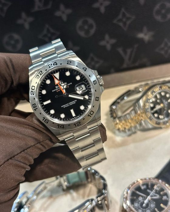 Rolex Explorer ll black dial 42,mm