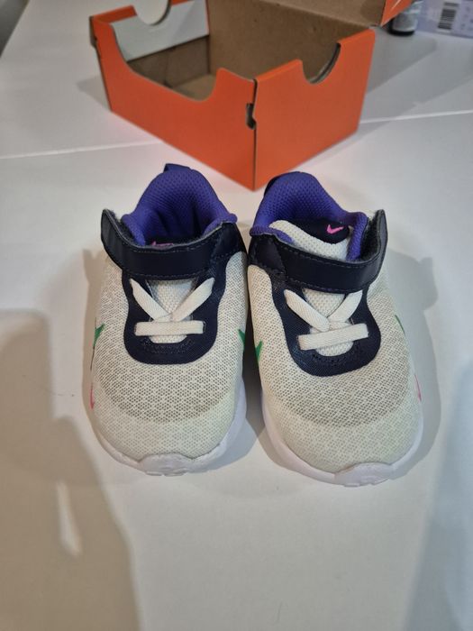 Детски обувки Nike REVOLUTION 7 (TDV) Нови)