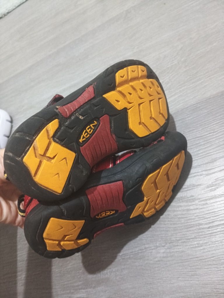 Keen, Nike номер 31