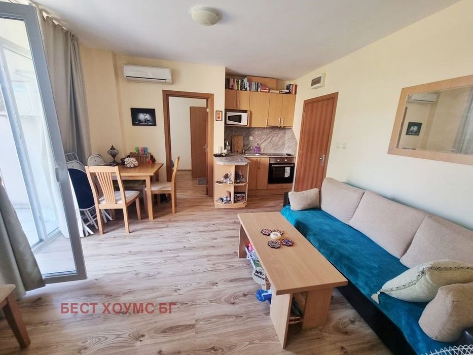 Продава се Двустаен апартамент в к.к. Слънчев бряг - 47 кв.м за 1488 €/кв.м - Снимка #8