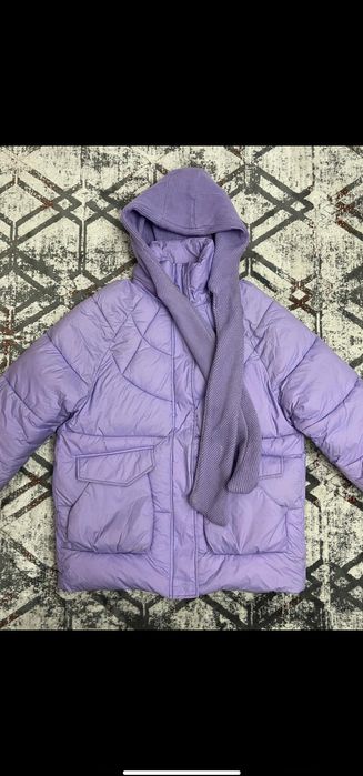 Продам зимнюю куртку на девочку!