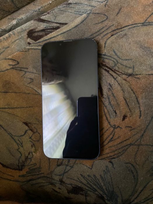 Iphone 13 ……………….