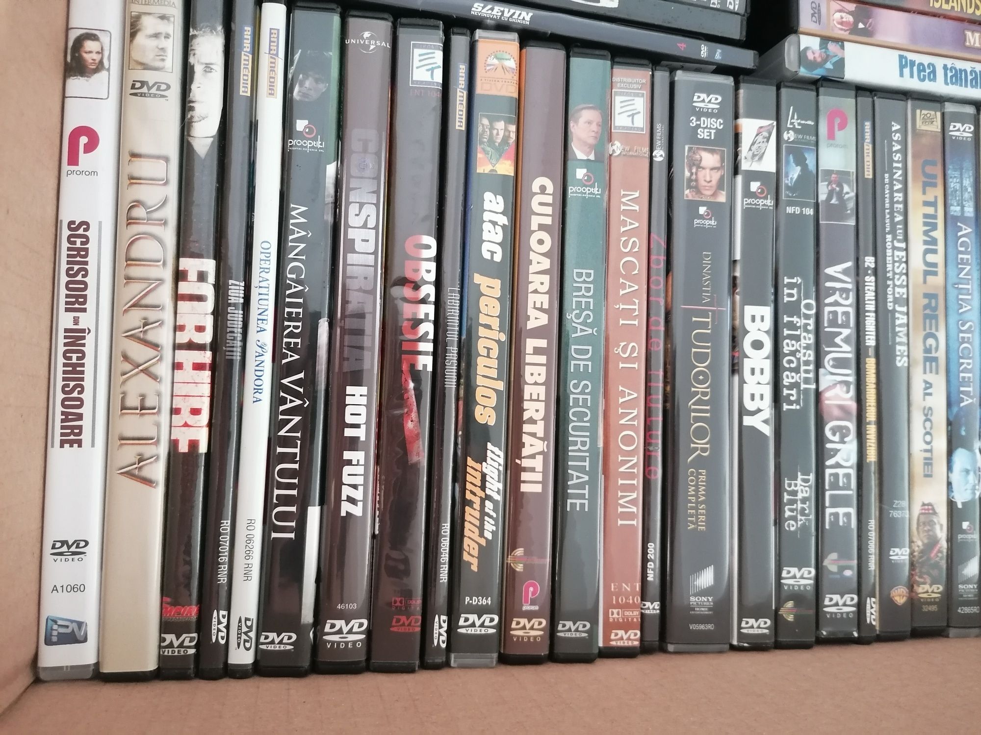 Set 57 dvd-uri (7 sigilate și 50 utilizate)