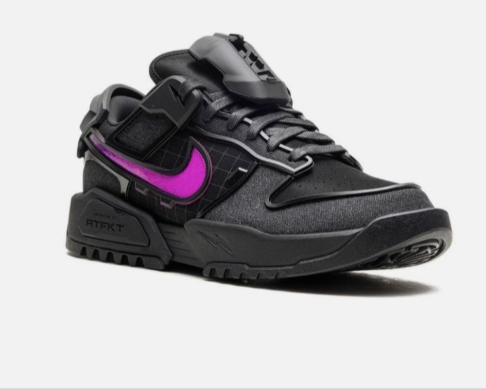 RTFKT × Nike Dunk Genesis Void