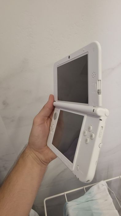 Nintendo 3DS XL, Modat,  400 de jocuri, 9 in 1