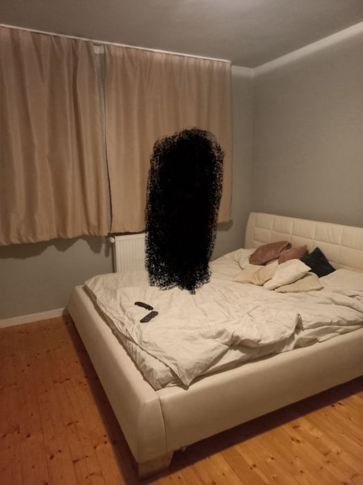 Vand pat tapitat alb crem 180x200