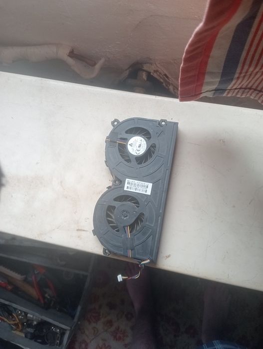 Ventilator de răcire de calculator