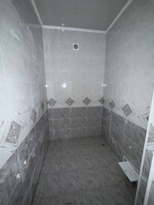 Срочно продаю 1 комнатную квартиру новостройку бектемирском хокимият