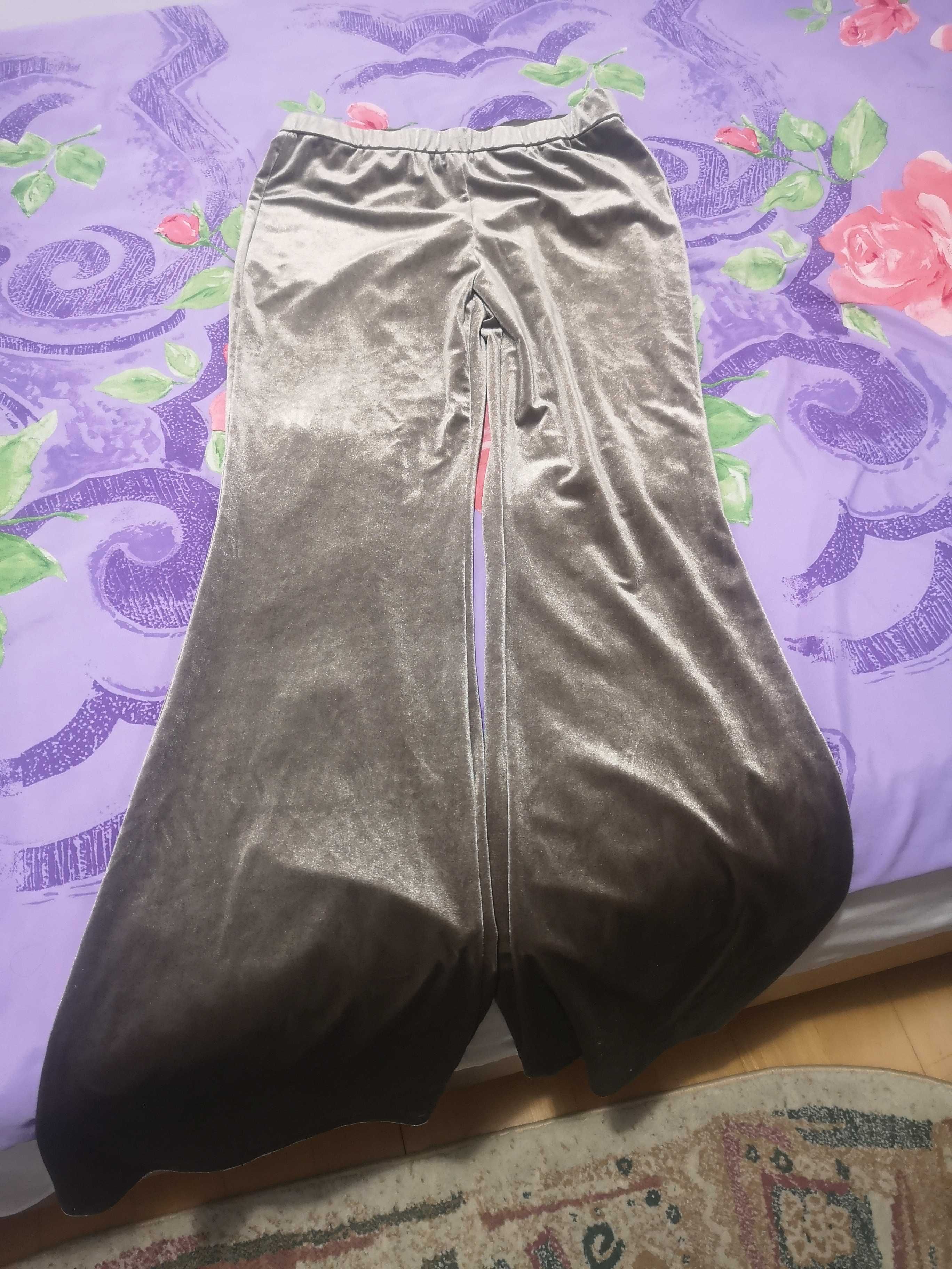Pantaloni de catifea, Zara, mărimea L