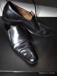 Продаются мужские кожаные туфли размер 44