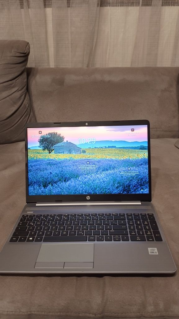 Лаптоп HP 250 G8 Intel Notebook 512GB 15'6 инча