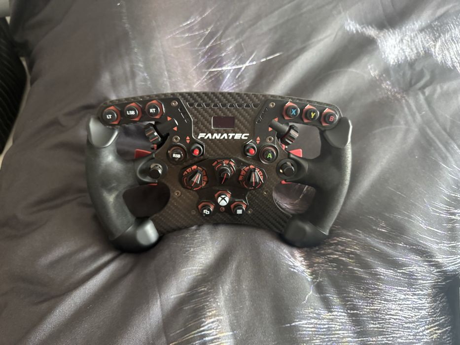 Fanatec CSL DD 8NM + Formula 2.5 Steering Wheel + CSL Elite Pedals V2