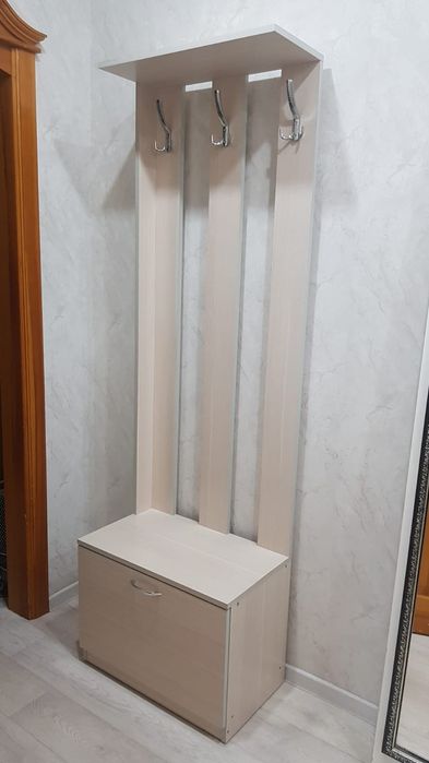 Продам прихожую, с полкой обуви