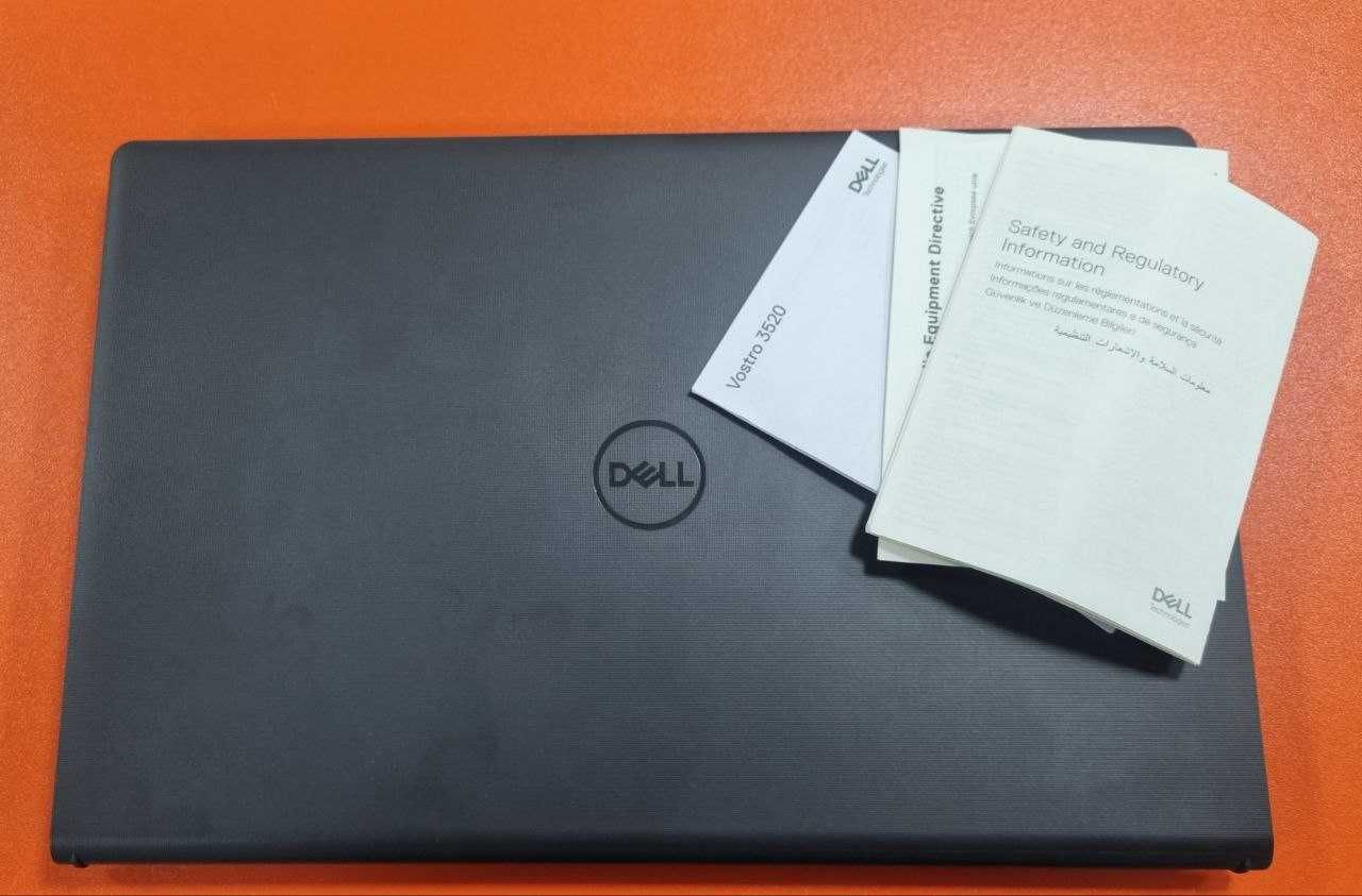 Ноутбук DELL vostro3520