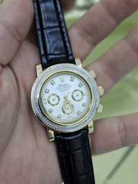 Продам Золотые часы Rolex Daytona, золото 585 пробы, с бриллиантами.