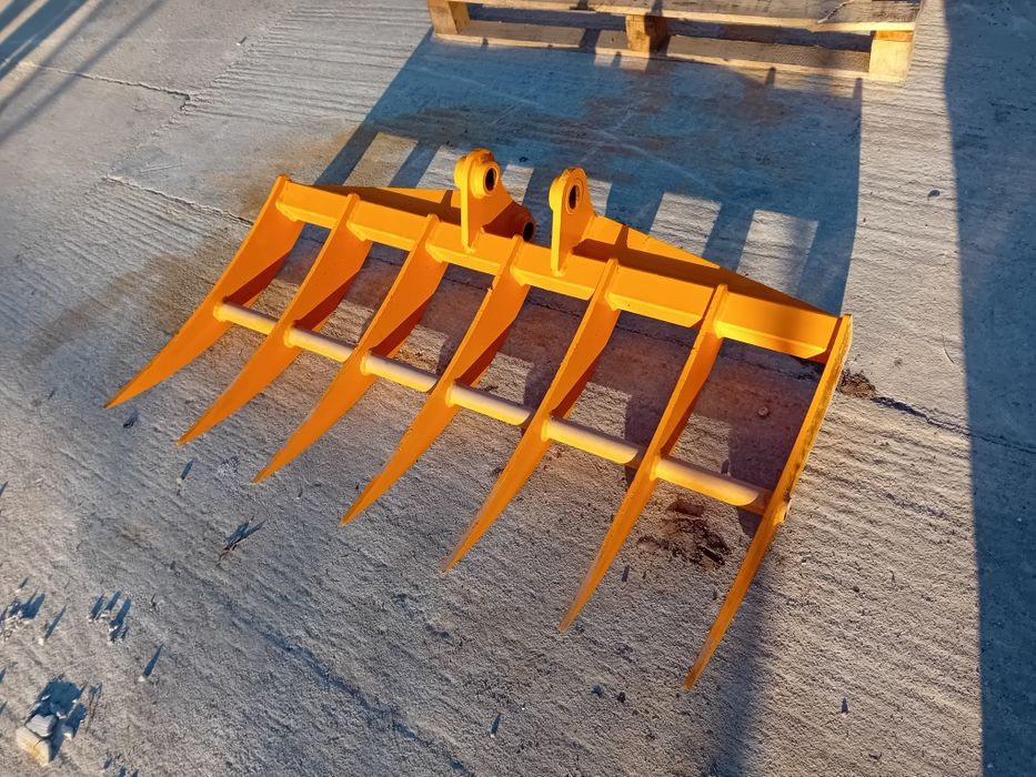 Grebla 115 cm miniexcavator 2.8 - 4 tone Noua