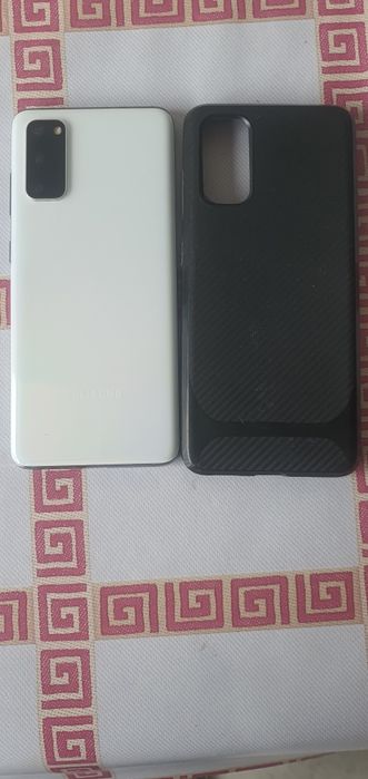 Vând samsung s20