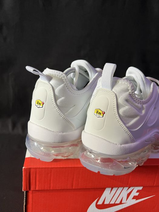 Nike Air VaporMax Plus “White” *Цена в разпродажба* (реални снимки)