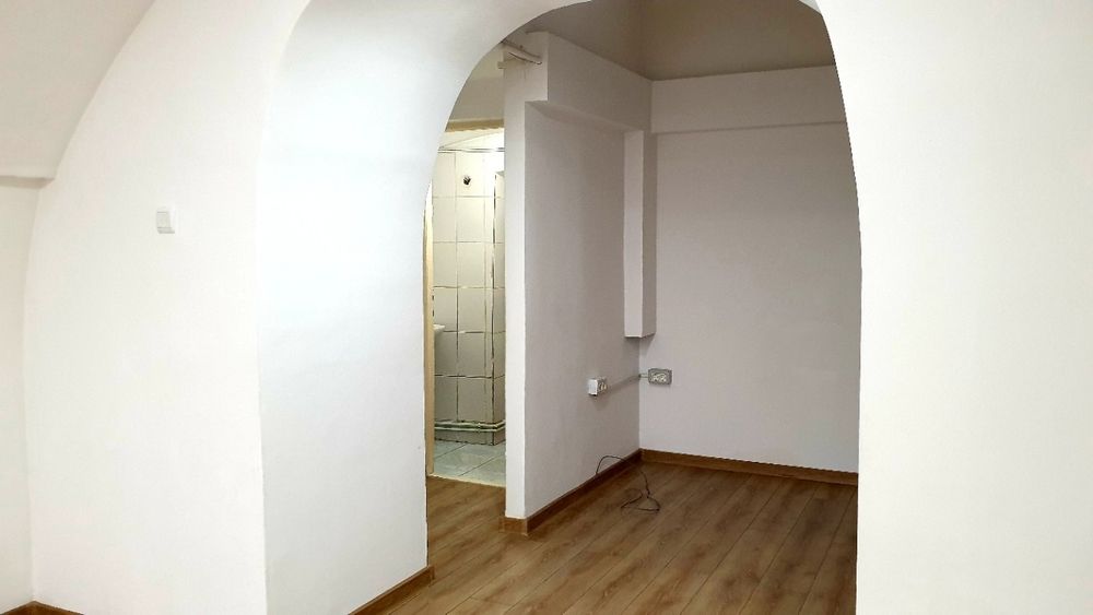 De inchiriat spatiu comercial ultracentral