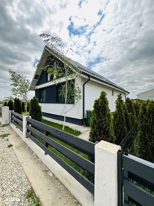 Casă Individuală De Vânzare – 4 Camere | 400 mp | – Comuna Berceni