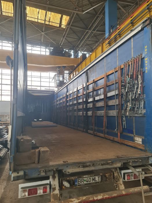 Vând semiremorca krone