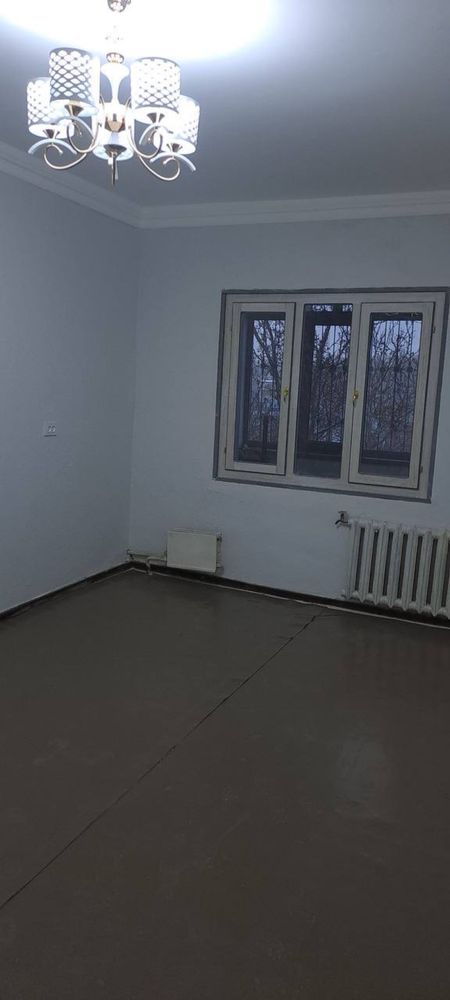 Продаётся 2 ком 9 микрорайон