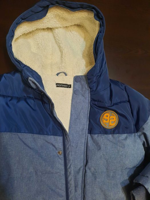 Geaca iarna băieți pentru vârsta de 7- 8 ani.