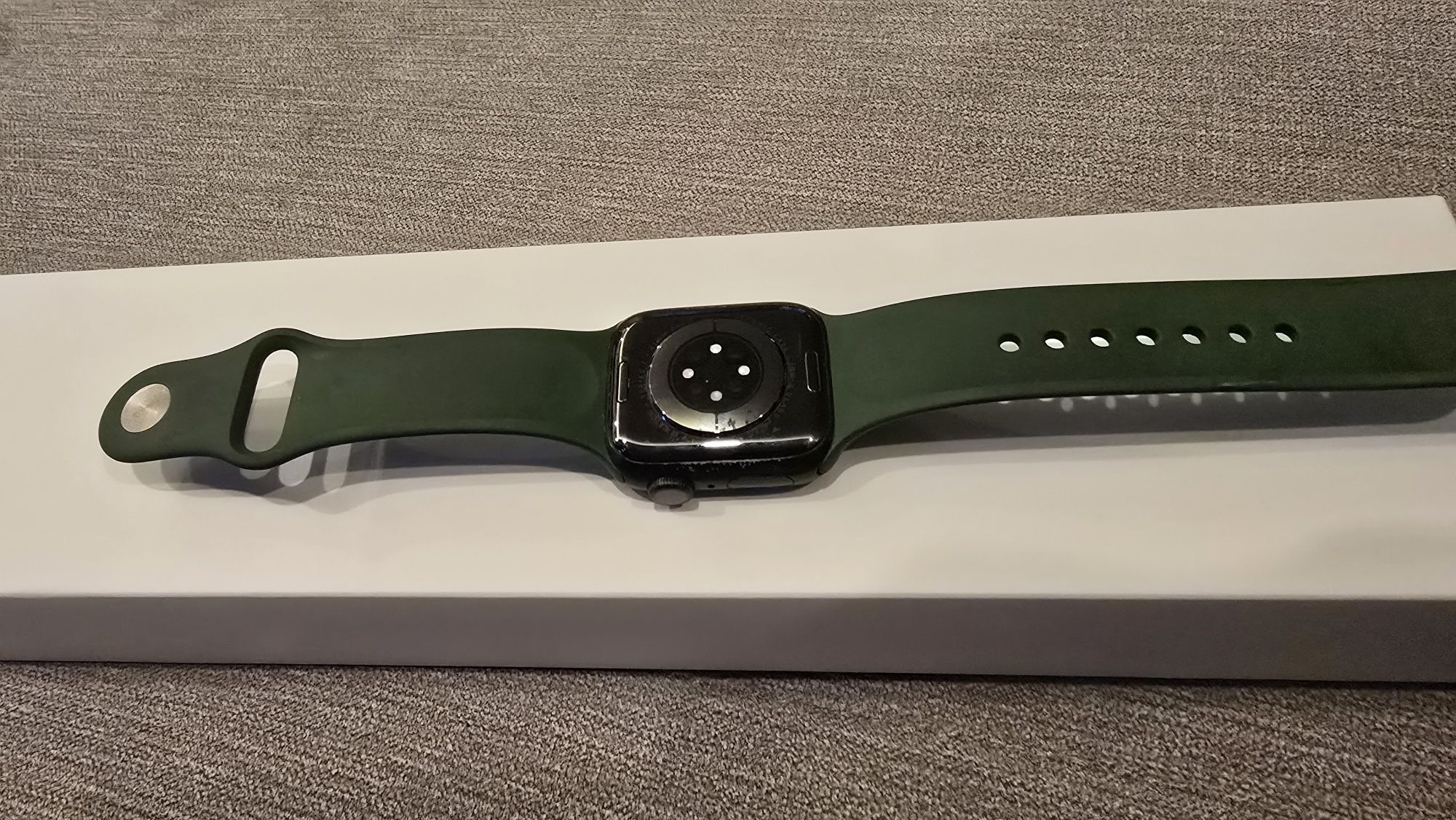 Apple Watch seria 7 Green, 41 mm